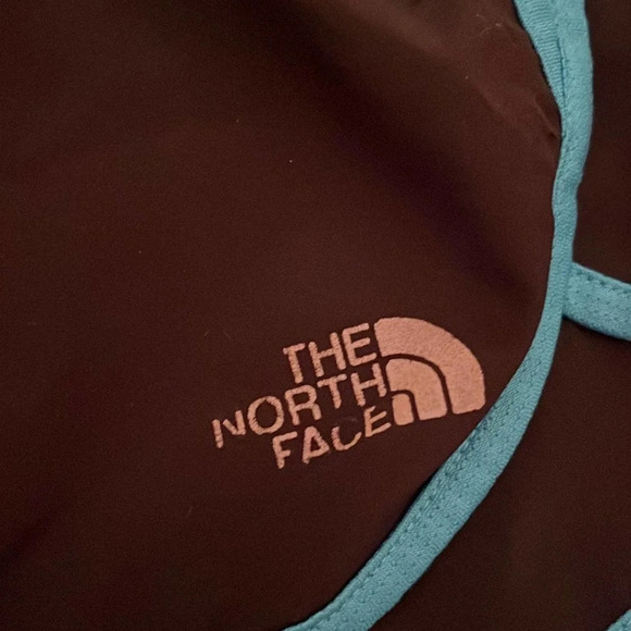 North face women’s black Shorts small - Picture 2 of 6